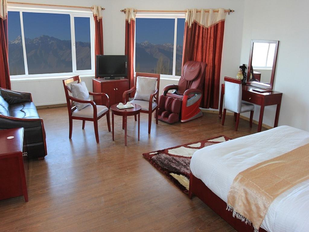 เดอะเซ็น ลาดาห์ก โฮเต็ล Hotel เลห์ ภายนอก รูปภาพ